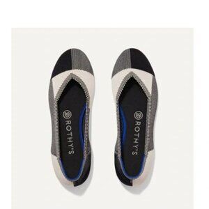 Black and White geometric Rothy flats with rounded toe Size 10